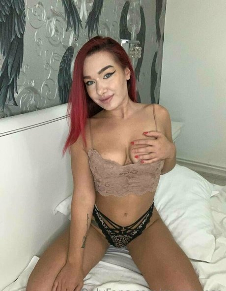 aubrey frost free actress img