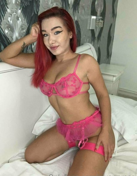 aubrey frost beautiful model pics