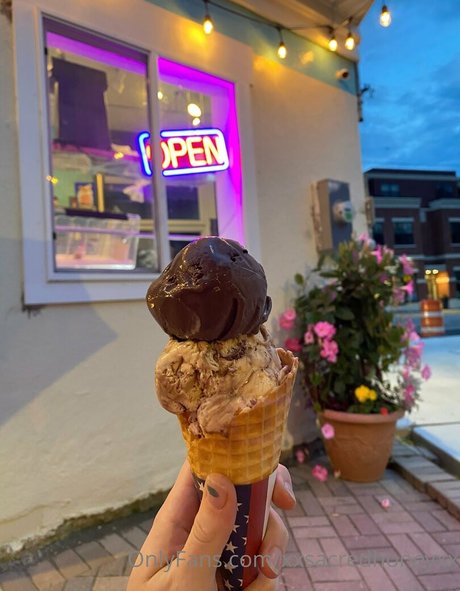 xxsacredhoneyxx sex star images