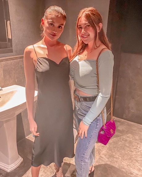 Renna Dyana model xxx image