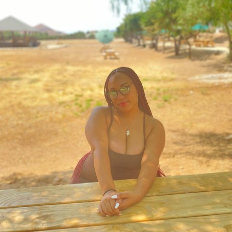 Kathrynn Marie model beautiful pic