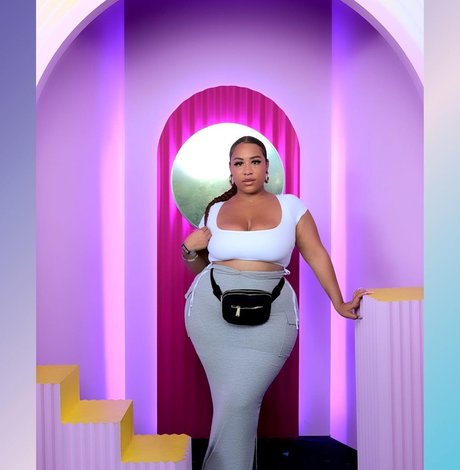 Kathrynn Marie pornstar img