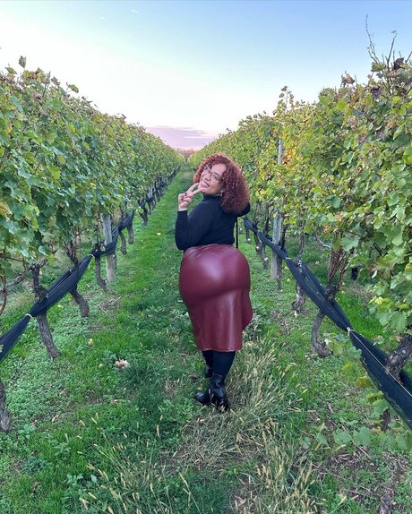 Kathrynn Marie model beautiful gallery