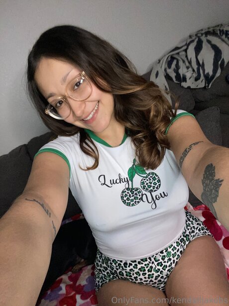 kendalljakobs model nude picture