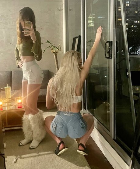 Aria Faye pretty model images