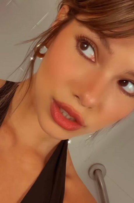 Clarissa Muller exclusive actress photo