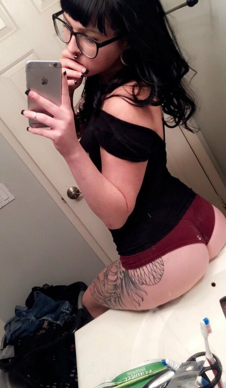 baeporeon pretty model img