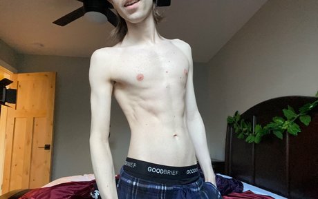 blonde secretary onlyfans nude gallery