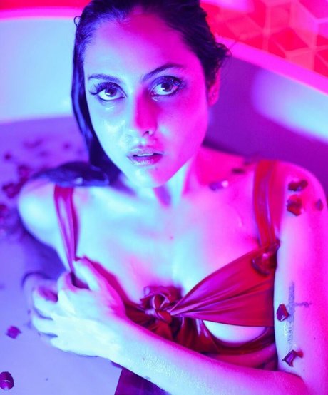 Maren Altman nudes star images