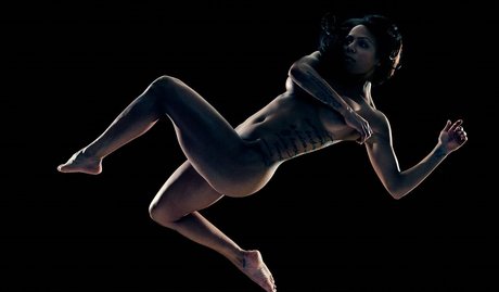 Sydney Leroux model hot photo