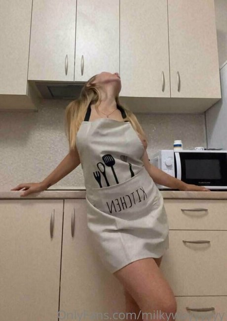 tiiiiits queen perfect actress galleries