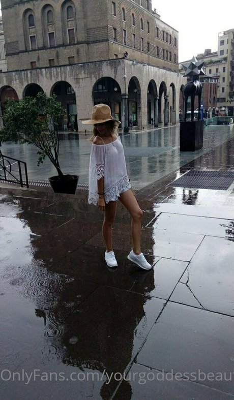 wife onlyfans sexy naked img