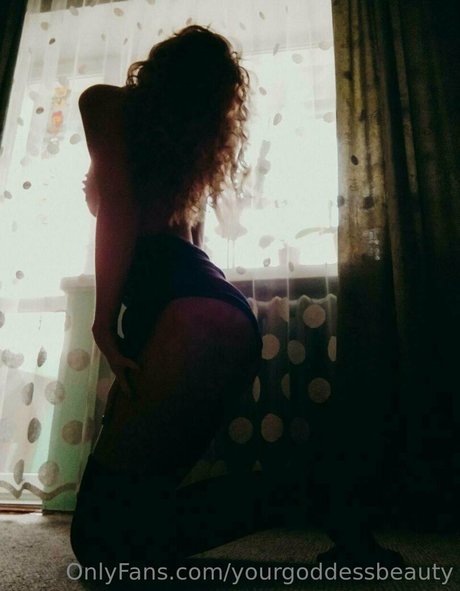 yourgoddessbeauty top star photos