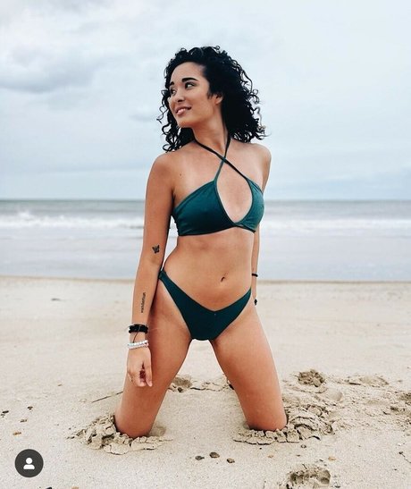 Meghan Lane porn actress galleries