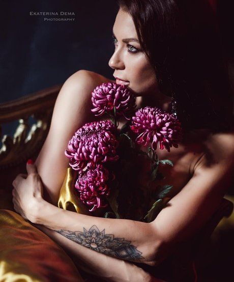 Polina Logunova xxx actress galleries