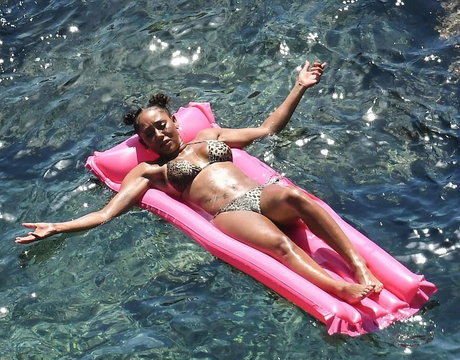 Melanie Brown hd actress image