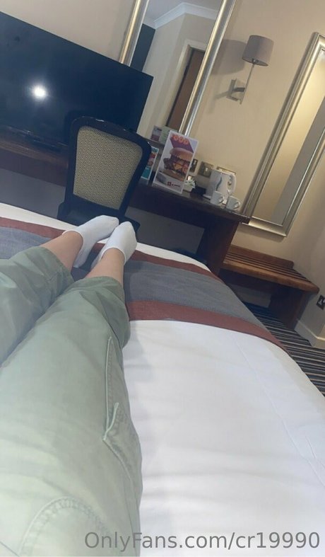 cr19990 star exclusive pics