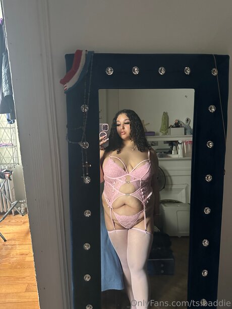 TS Baddie free model photo