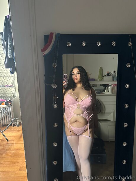 TS Baddie star naked image