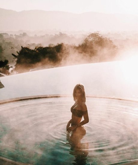 Lauren Bullen pornstar hot galleries