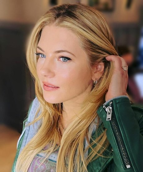 thick onlyfans free porn pictures