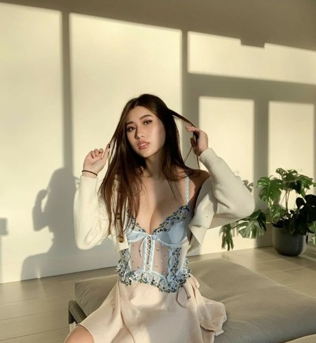 Fionaylin pornstar top gallery