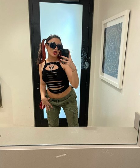 Chxrrychick xxx pornstar image