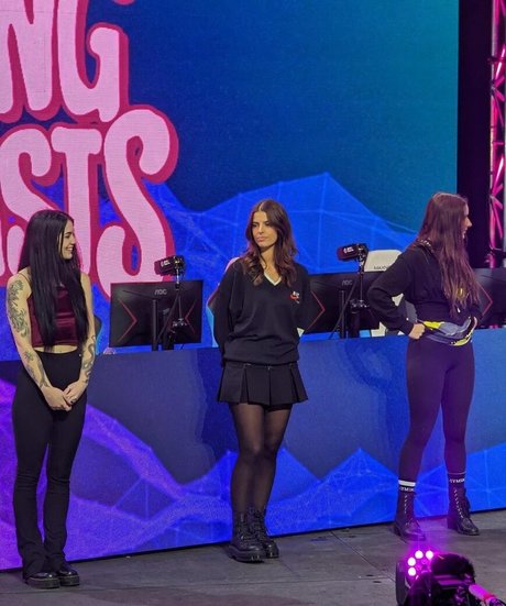 Develique pornographic model photos