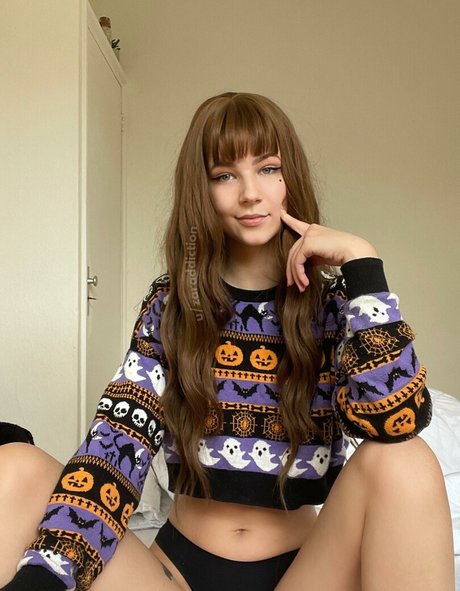 Zaraddiction nice model pics