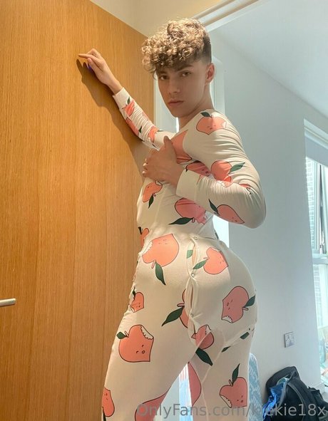 kiekie18x model high quality gallery