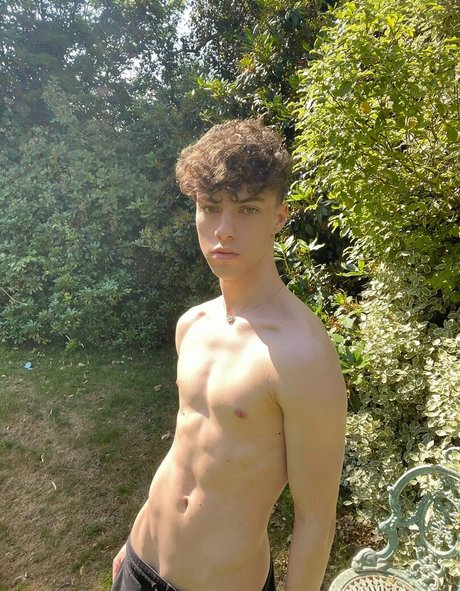 kiekie18x sexy pornstar photo