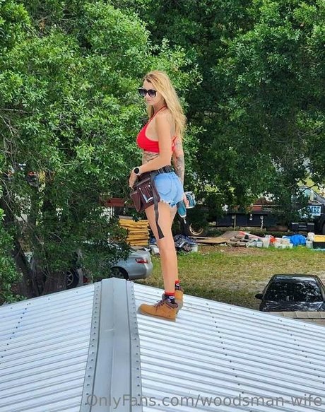 Lydialuxy free pornstar picture