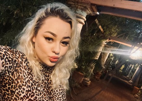 hailey rae20 pornstar hot pictures