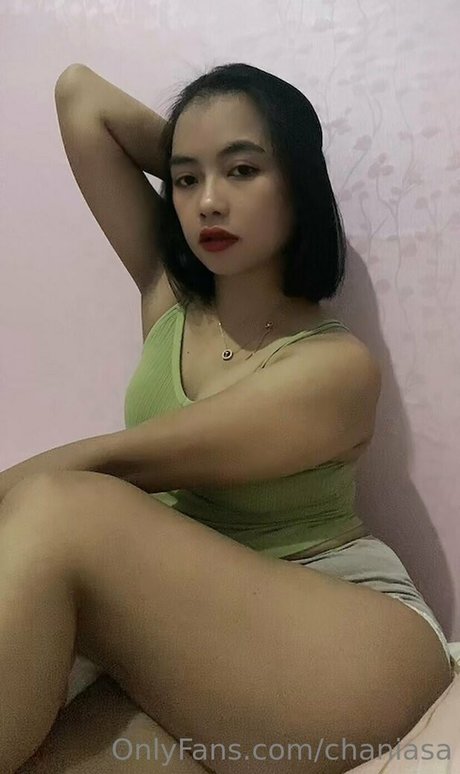 chaniasa star high quality pics