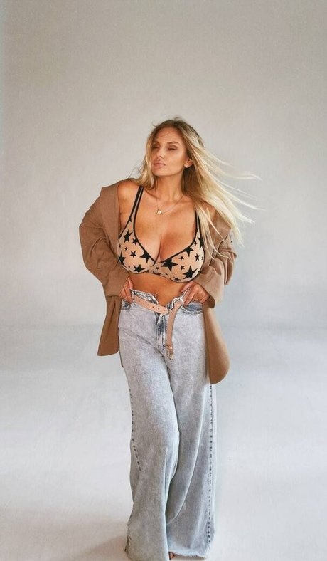 Lady Gorbunova pornstar sexy pics