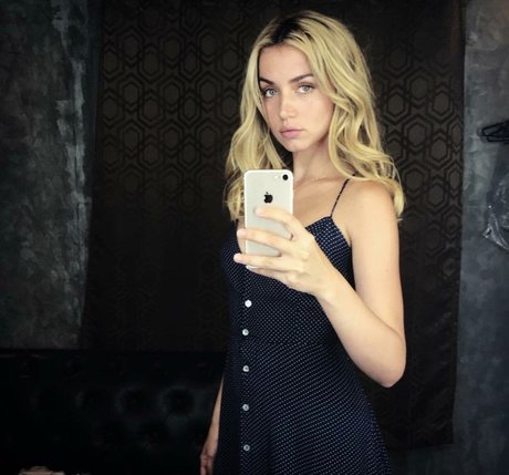 Ana De Armas art pornstar archive