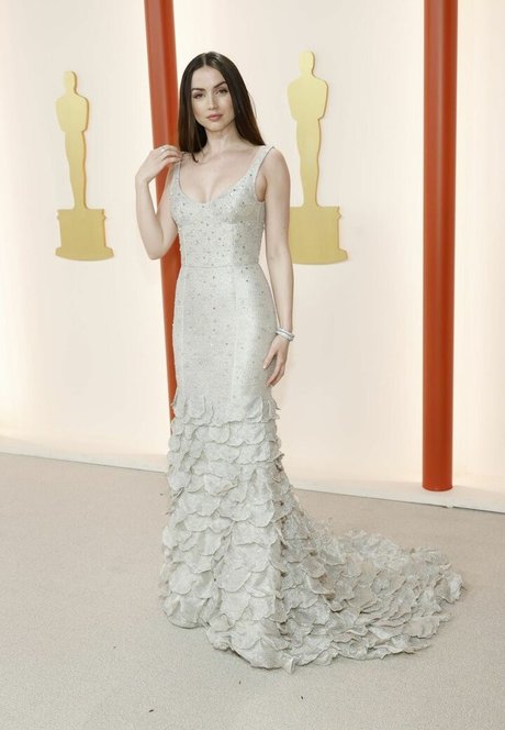 gay gloryhole onlyfans exclusive img