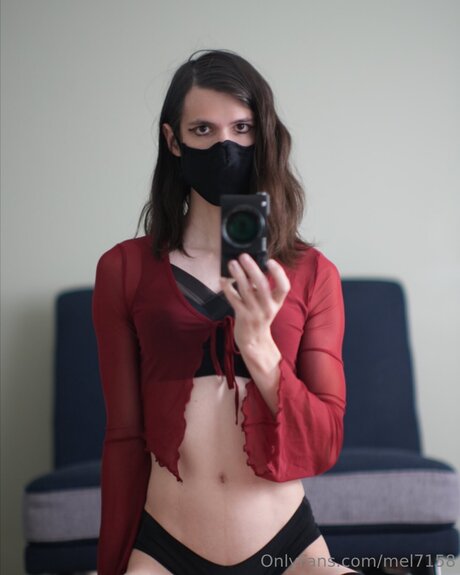 Mel7158 sexy actress photos