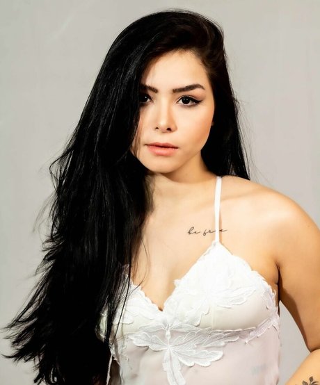 Eduarda Yuni pornstar best pics