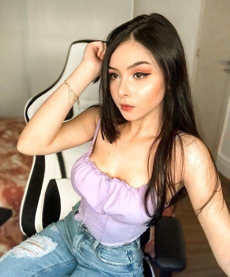 Eduarda Yuni Quick photo