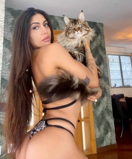 Biadavitoria free model photo