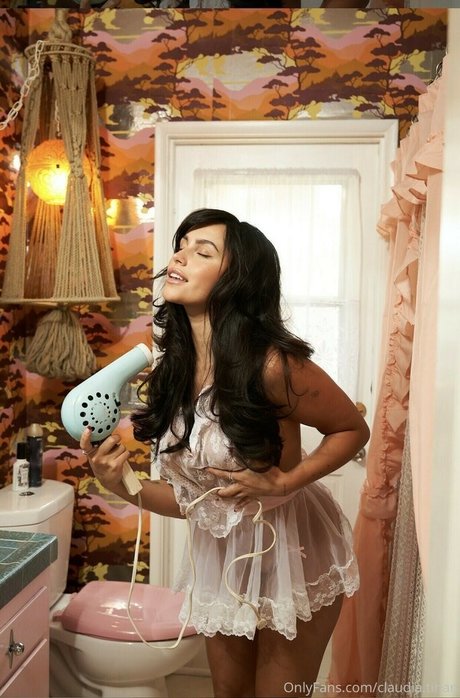 Claudia Tihan sex pornstar photo