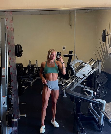 Sol Ruca model sexy archive