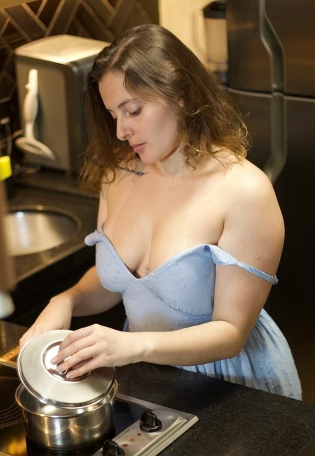 Lolla Antonielli star sex photos