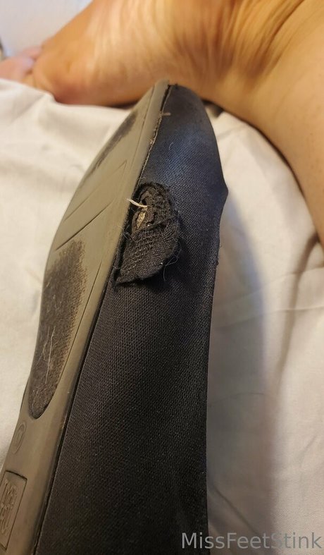 missfeetstink erotic actress picture