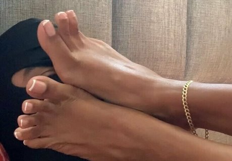 queenyesseniasppv pretty pornstar images