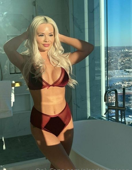 Elsadreamjean model art pics