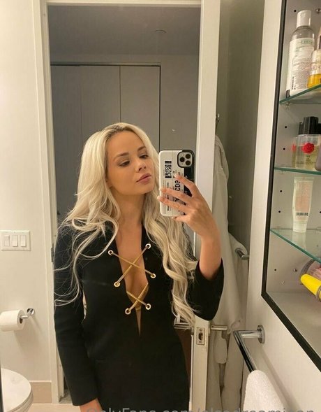 Elsadreamjean star porn pics