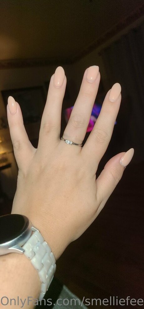 smelliefeetsweetie sexy actress pictures