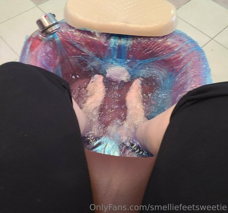 smelliefeetsweetie model nudes img